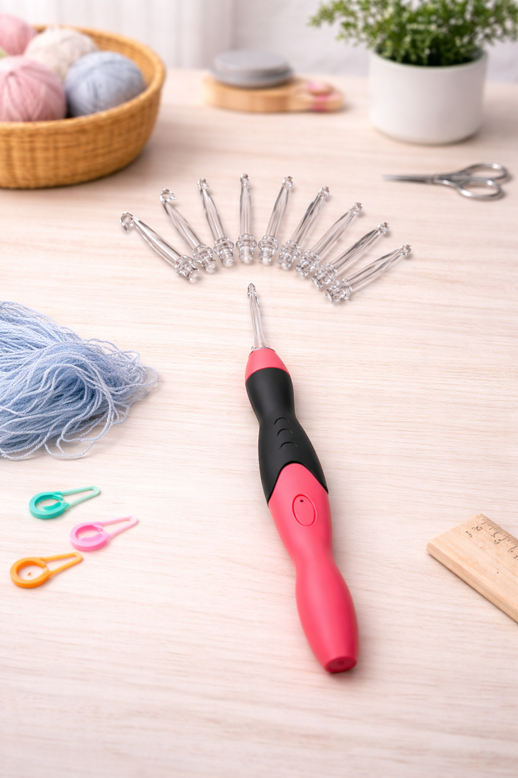 LED Crochet Hooks – 11-in-1 Rechargeable Interchangeable Set